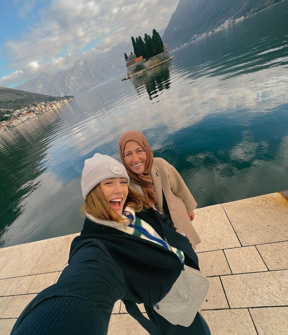 anne-kiz-kotor-dump-2_edit_127599932847194