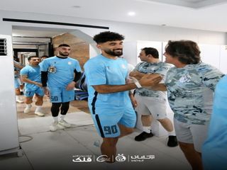 F97oZeQW3Oa6