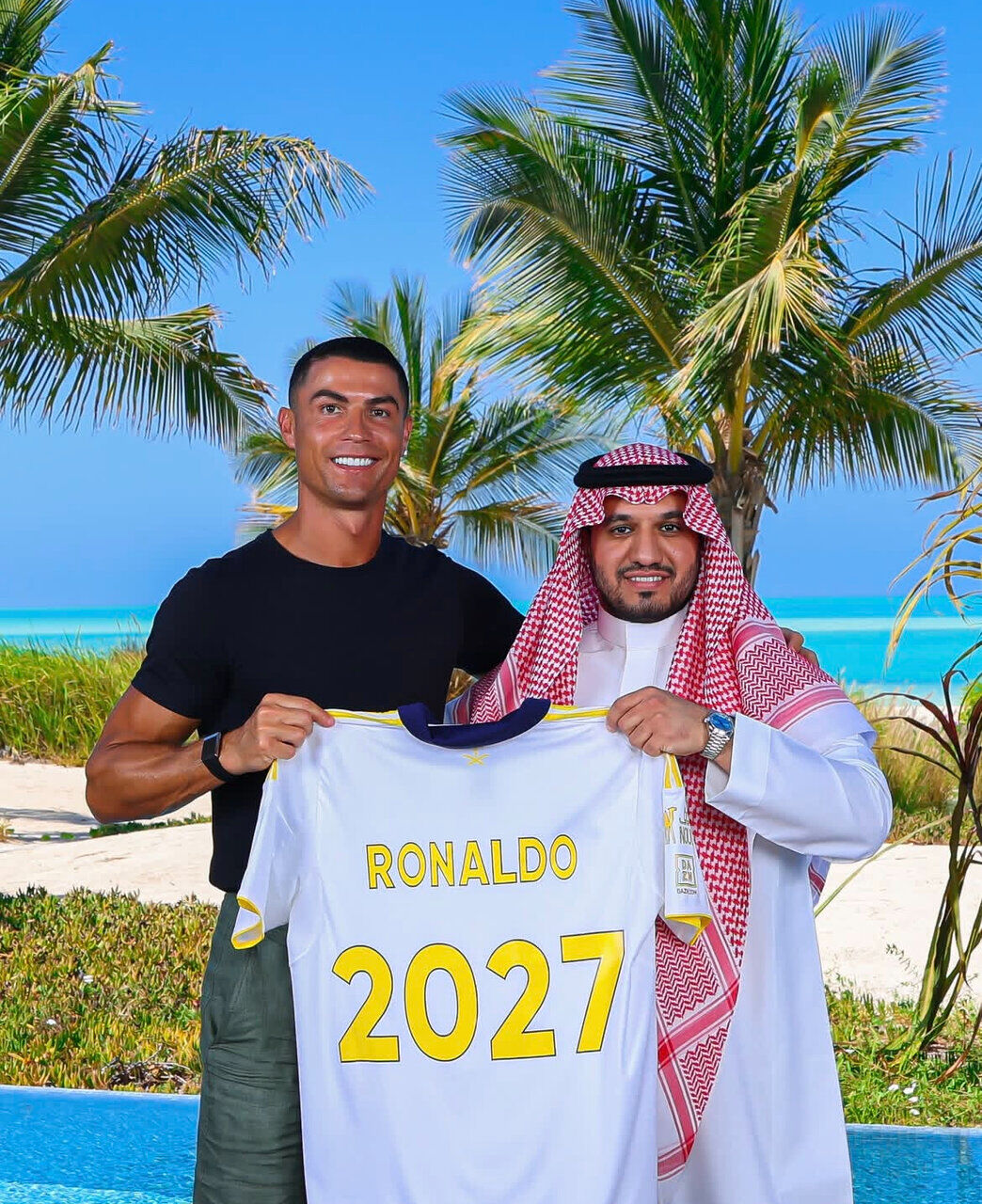 عکس | کریستیانو رونالدو با النصر تمدید کرد